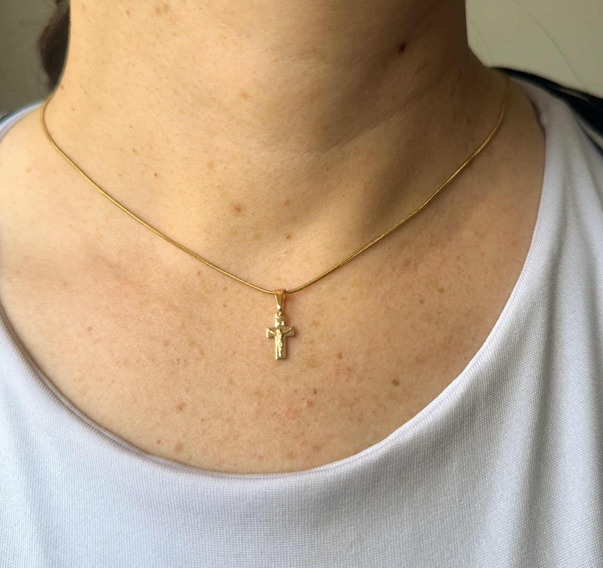 Combo Cadena Hilo + Dije en Oro Laminado 18K